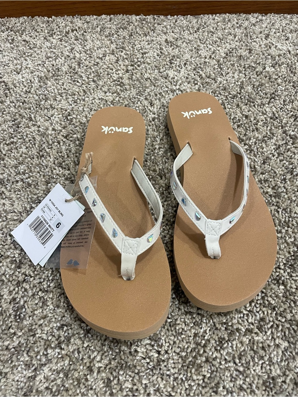 Sanuk Joy Yoga Bling sandals NWT